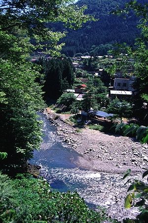 丹波山村と丹波川