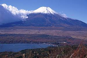 大平山から富士山、山中湖